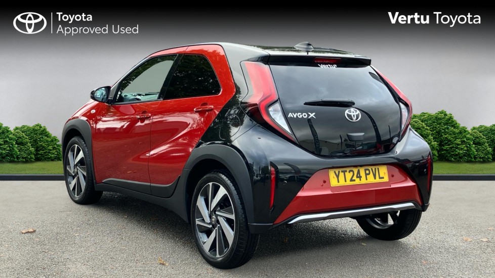 Toyota Aygo X 1.0 VVT-i Exclusive 5dr Auto Petrol Hatchback - Image 4