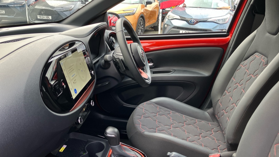 Toyota Aygo X 1.0 VVT-i Exclusive 5dr Auto Petrol Hatchback - Image 5