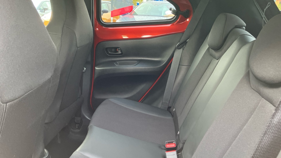 Toyota Aygo X 1.0 VVT-i Exclusive 5dr Auto Petrol Hatchback - Image 15