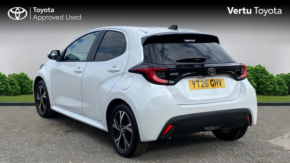 Toyota Yaris 1.5 Hybrid Design 5dr CVT Hybrid Hatchback - Image 4