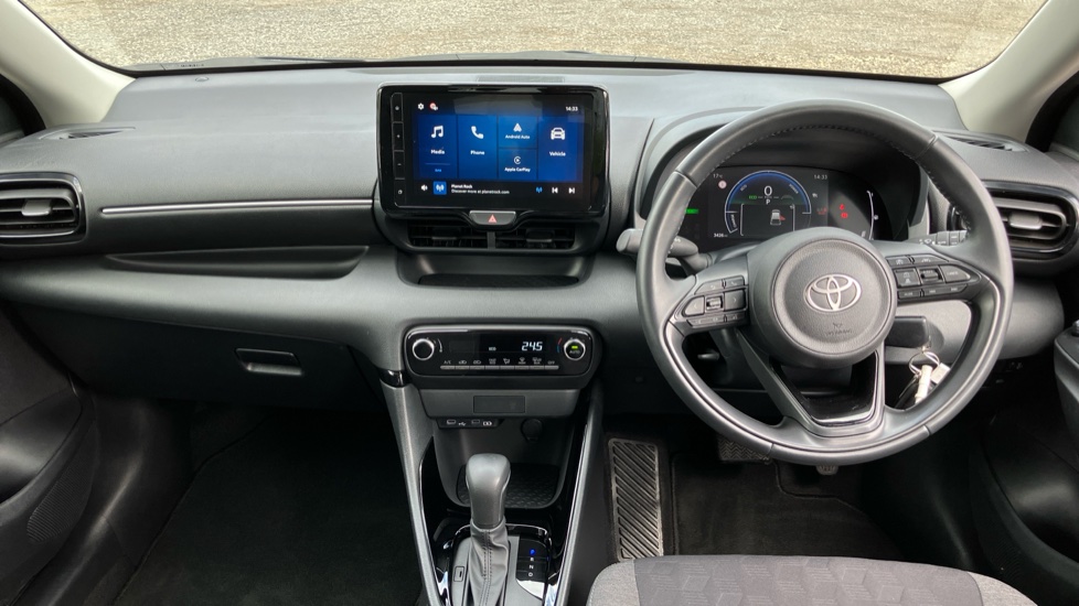 Toyota Yaris 1.5 Hybrid Design 5dr CVT Hybrid Hatchback - Image 6