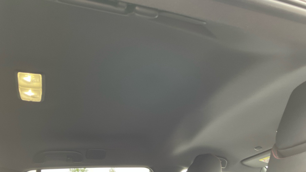 Toyota Corolla 2.0 Hybrid 178 GR Sport 5dr CVT Hybrid Estate - Image 19
