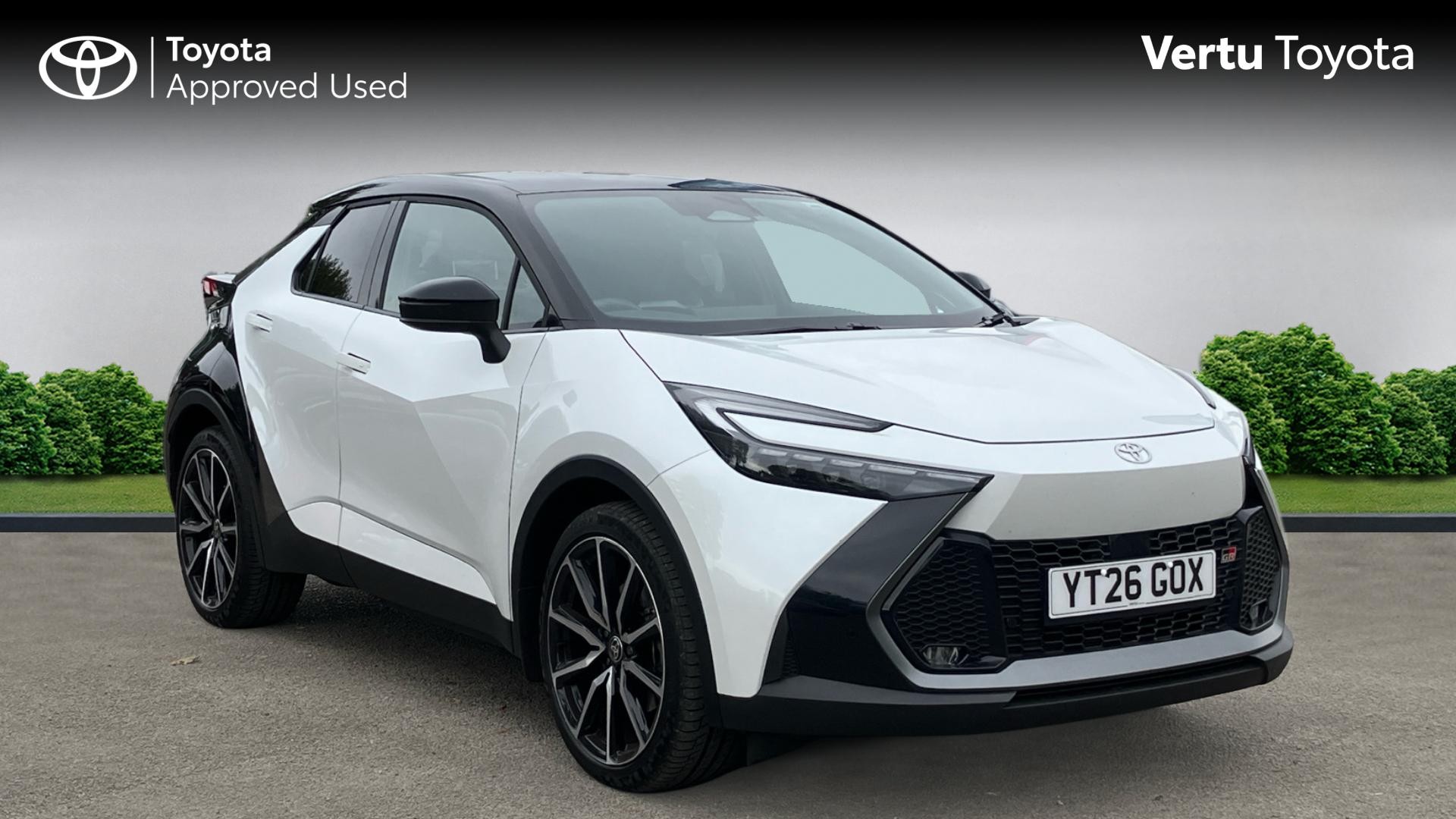Toyota C-HR listing photo