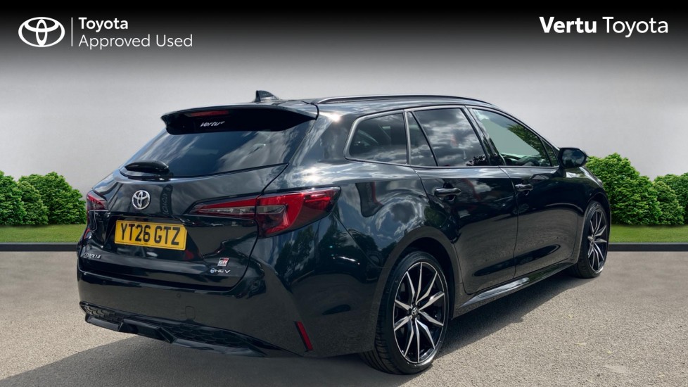 Toyota Corolla 2.0 Hybrid 178 GR Sport 5dr CVT Hybrid Estate - Image 2