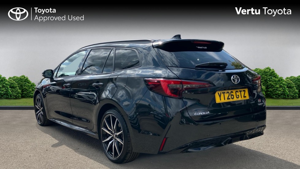Toyota Corolla 2.0 Hybrid 178 GR Sport 5dr CVT Hybrid Estate - Image 4