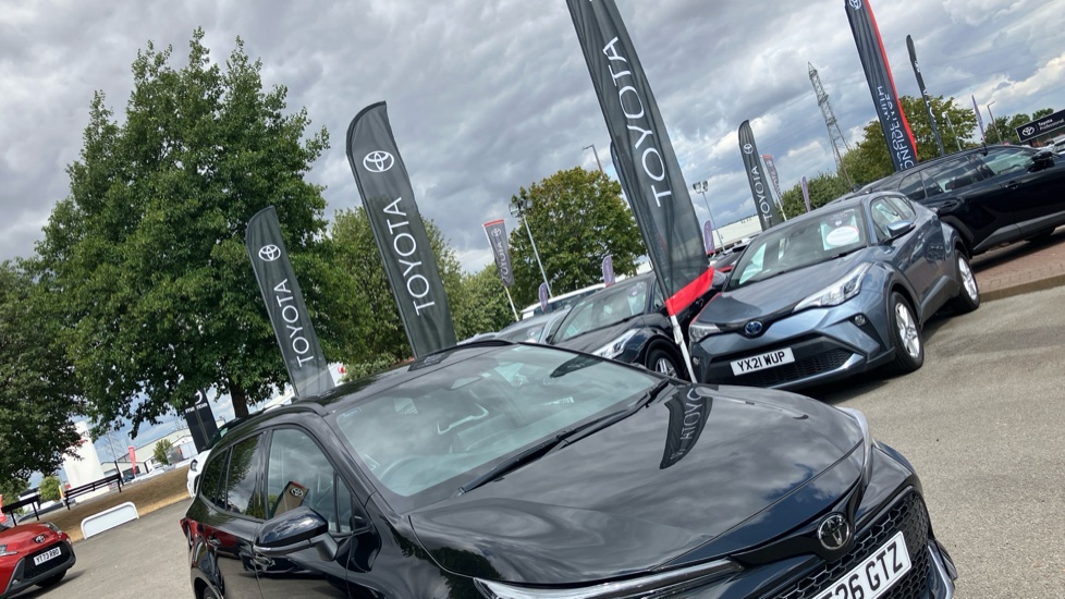 Toyota Corolla 2.0 Hybrid 178 GR Sport 5dr CVT Hybrid Estate - Image 39
