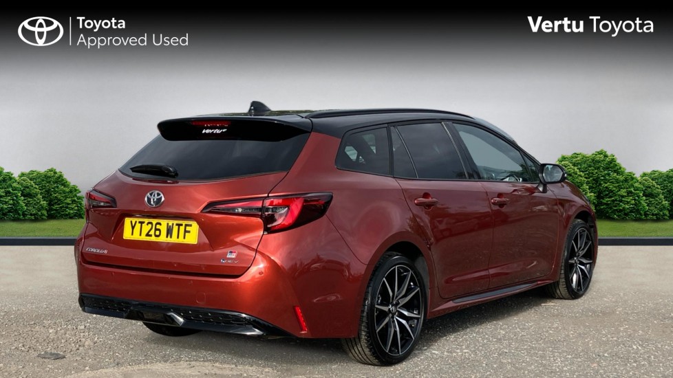 Toyota Corolla 2.0 Hybrid 178 GR Sport 5dr CVT Hybrid Estate - Image 2