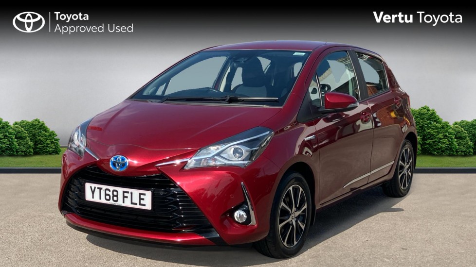 Toyota Yaris 1.5 Hybrid Icon Tech 5dr CVT Hybrid Hatchback - Image 3