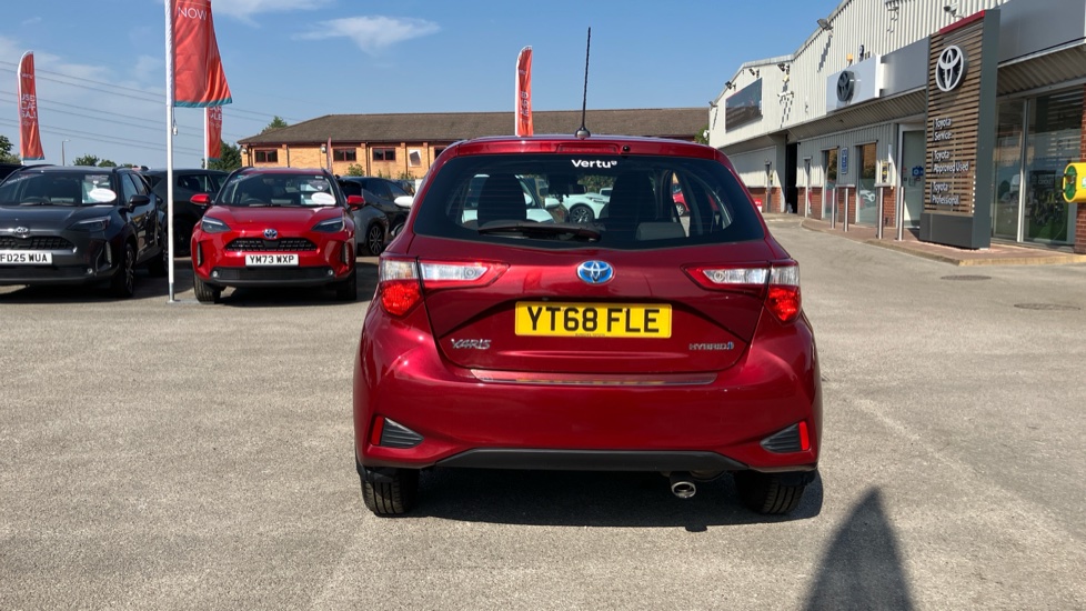 Toyota Yaris 1.5 Hybrid Icon Tech 5dr CVT Hybrid Hatchback - Image 26