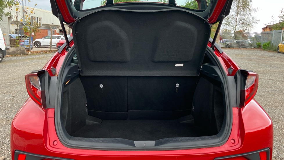 Toyota C-HR 1.8 Hybrid Icon 5dr CVT Hybrid Hatchback - Image 13