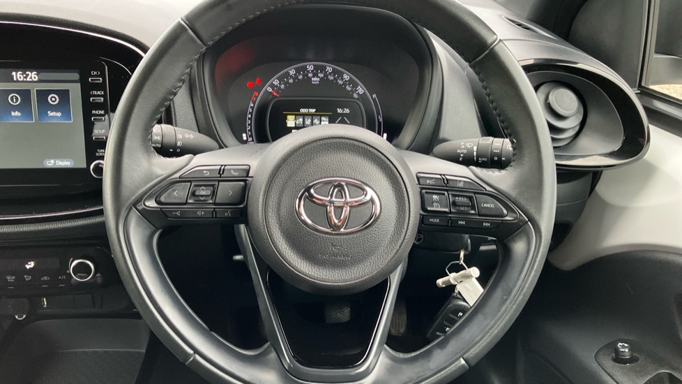 Toyota Aygo X 1.0 VVT-i Edge 5dr Petrol Hatchback - Image 10