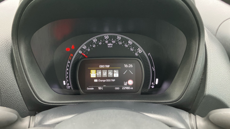 Toyota Aygo X 1.0 VVT-i Edge 5dr Petrol Hatchback - Image 11