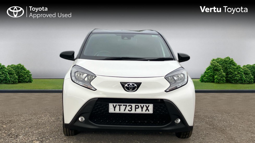 Toyota Aygo X 1.0 VVT-i Edge 5dr Petrol Hatchback - Image 22