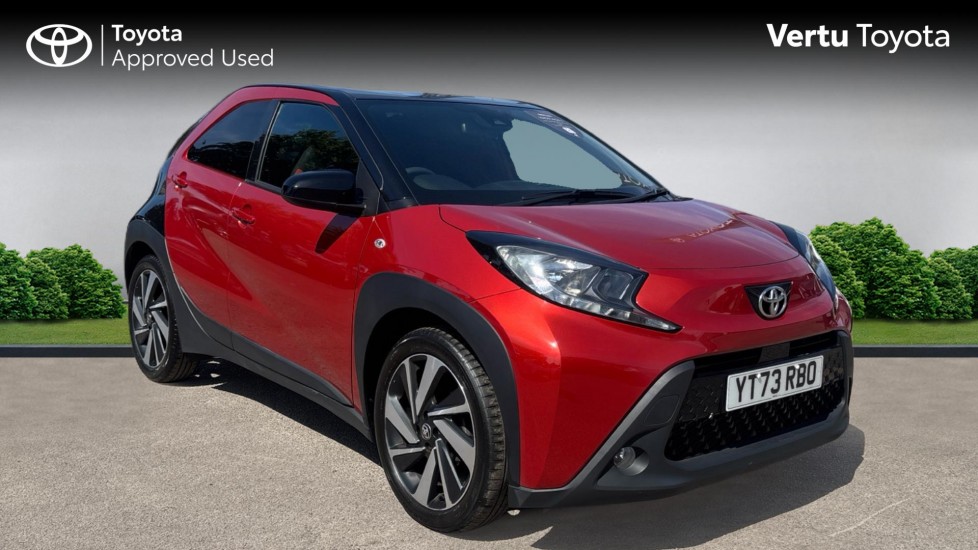 Toyota Aygo X 1.0 VVT-i Edge 5dr Petrol Hatchback - Image 1
