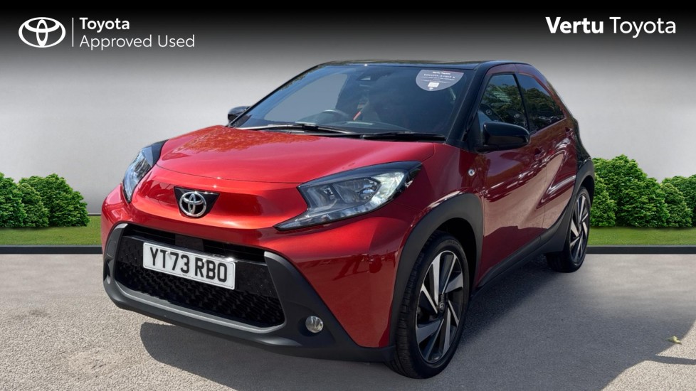 Toyota Aygo X 1.0 VVT-i Edge 5dr Petrol Hatchback - Image 3