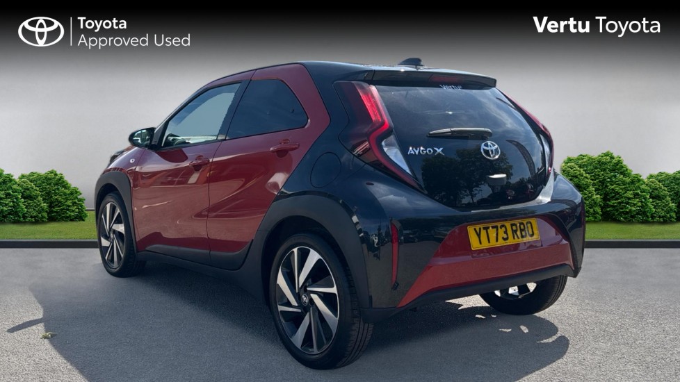 Toyota Aygo X 1.0 VVT-i Edge 5dr Petrol Hatchback - Image 4