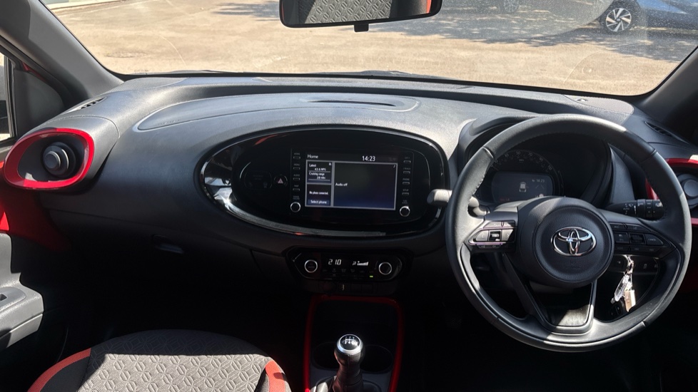 Toyota Aygo X 1.0 VVT-i Edge 5dr Petrol Hatchback - Image 6