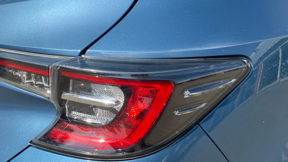 Toyota Corolla 1.8 VVT-i Hybrid Design 5dr CVT Hybrid Hatchback - Image 21