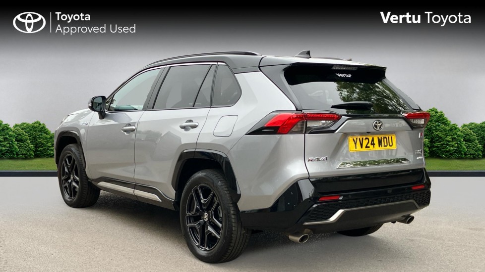 Toyota RAV4 2.5 PHEV GR Sport 5dr CVT Estate - Image 4