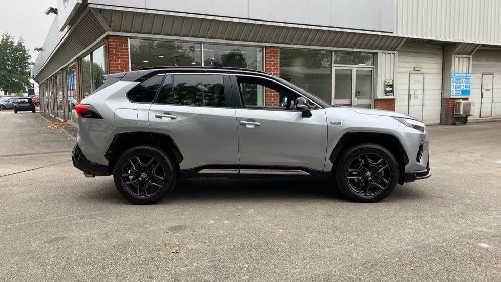 Toyota RAV4 2.5 PHEV GR Sport 5dr CVT Estate - Image 23