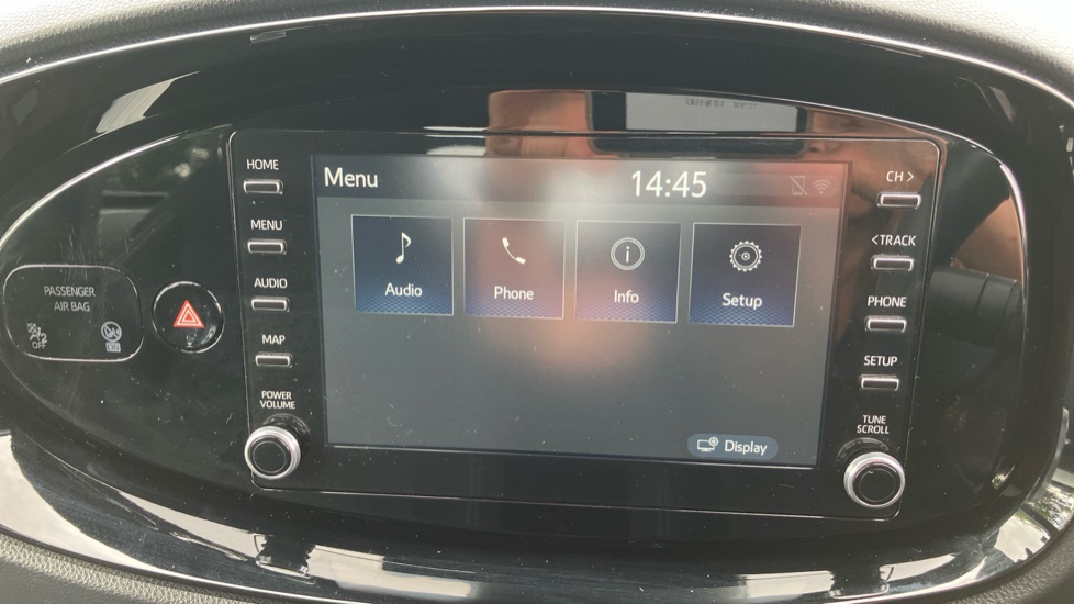 Toyota Aygo X 1.0 VVT-i Edge 5dr Auto Petrol Hatchback - Image 9