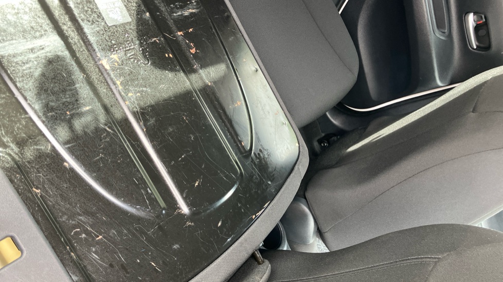 Toyota Aygo X 1.0 VVT-i Edge 5dr Auto Petrol Hatchback - Image 18
