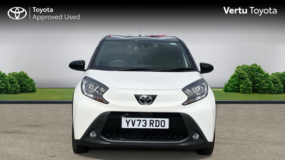 Toyota Aygo X 1.0 VVT-i Edge 5dr Auto Petrol Hatchback - Image 22