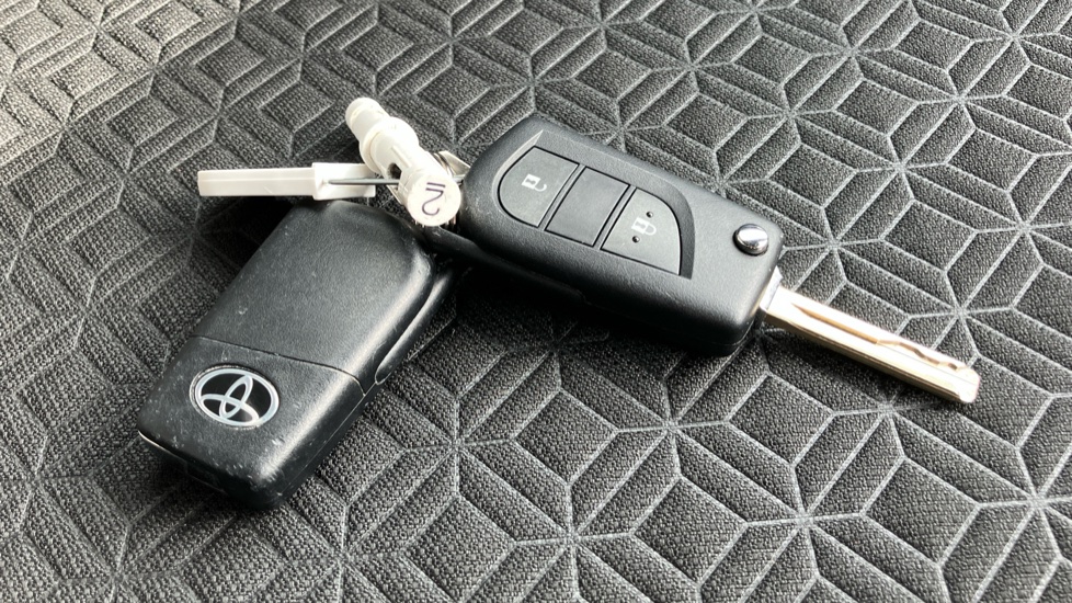 Toyota Aygo X 1.0 VVT-i Edge 5dr Auto Petrol Hatchback - Image 28