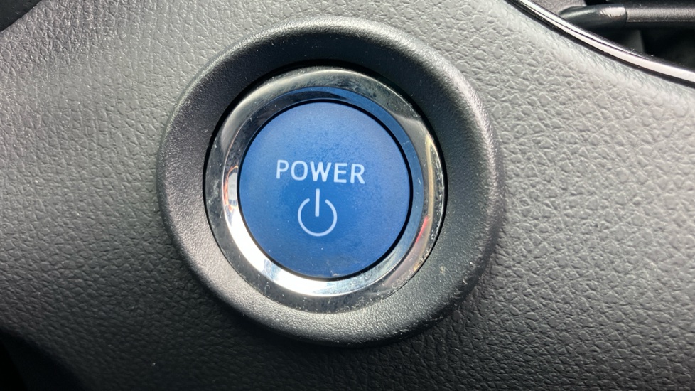 Toyota C-HR 1.8 Hybrid Icon 5dr CVT Hybrid Hatchback - Image 16