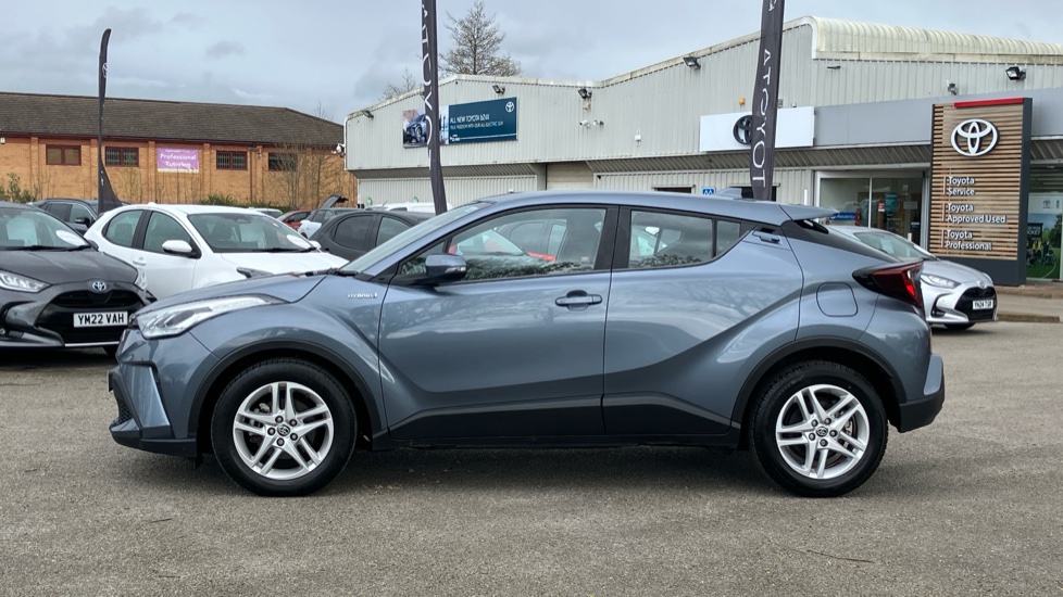Toyota C-HR 1.8 Hybrid Icon 5dr CVT Hybrid Hatchback - Image 24