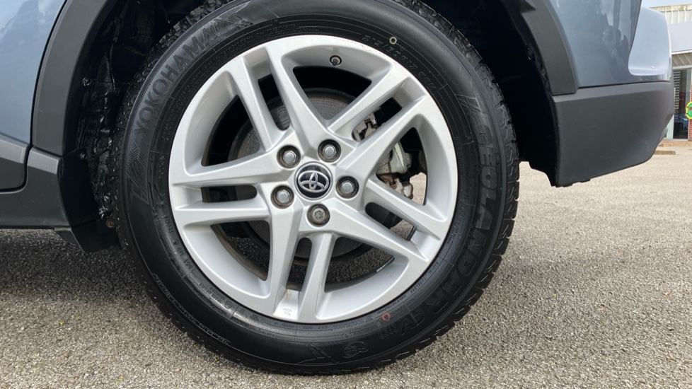 Toyota C-HR 1.8 Hybrid Icon 5dr CVT Hybrid Hatchback - Image 25