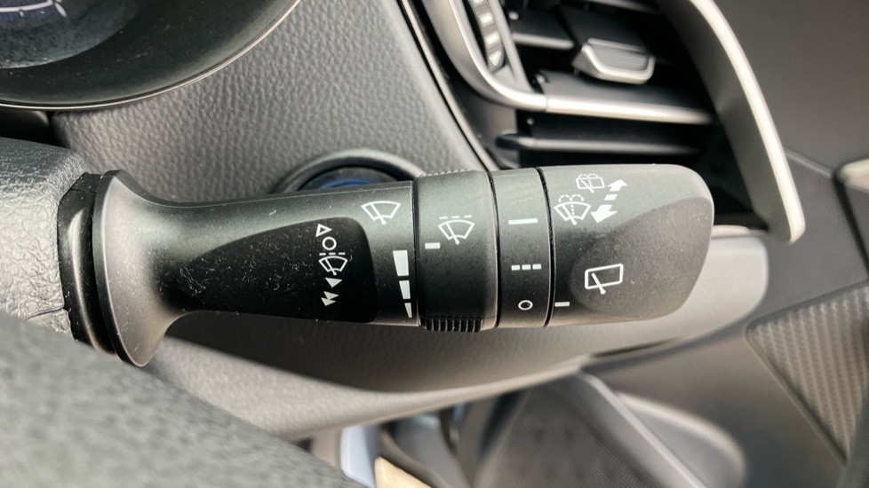 Toyota C-HR 1.8 Hybrid Icon 5dr CVT Hybrid Hatchback - Image 38