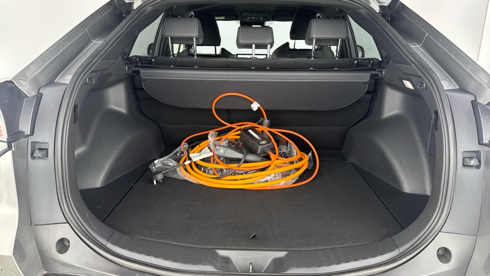 Toyota bZ4X 150kW Motion 71.4kWh 5dr Auto [11kW] Electric Hatchback - Image 13