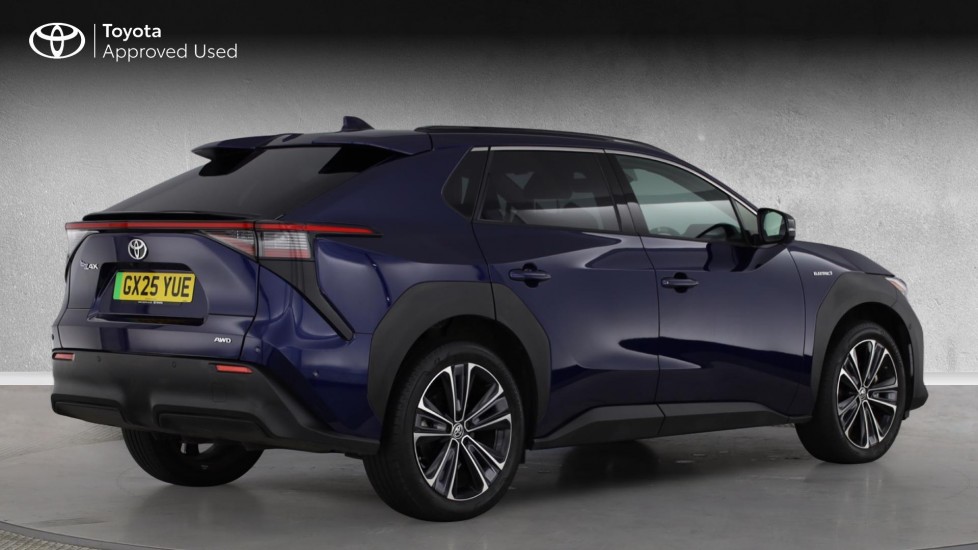 Toyota bZ4X 160kW Vision 71.4kWh 5dr Auto AWD [11kW] Electric Hatchback - Image 2