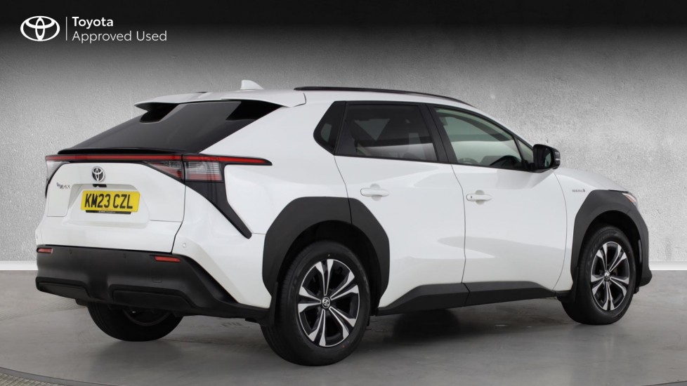 Toyota bZ4X 150kW Motion 71.4kWh 5dr Auto [11kW] Electric Hatchback - Image 2