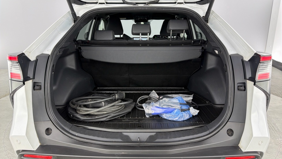Toyota bZ4X 150kW Motion 71.4kWh 5dr Auto [11kW] Electric Hatchback - Image 13