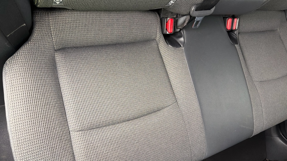 Toyota bZ4X 150kW Motion 71.4kWh 5dr Auto [11kW] Electric Hatchback - Image 14