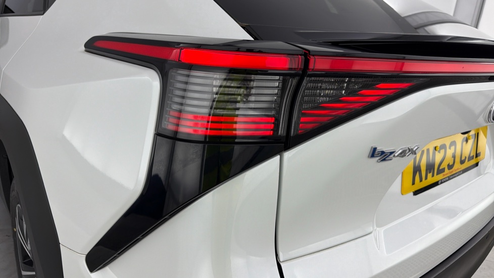 Toyota bZ4X 150kW Motion 71.4kWh 5dr Auto [11kW] Electric Hatchback - Image 21