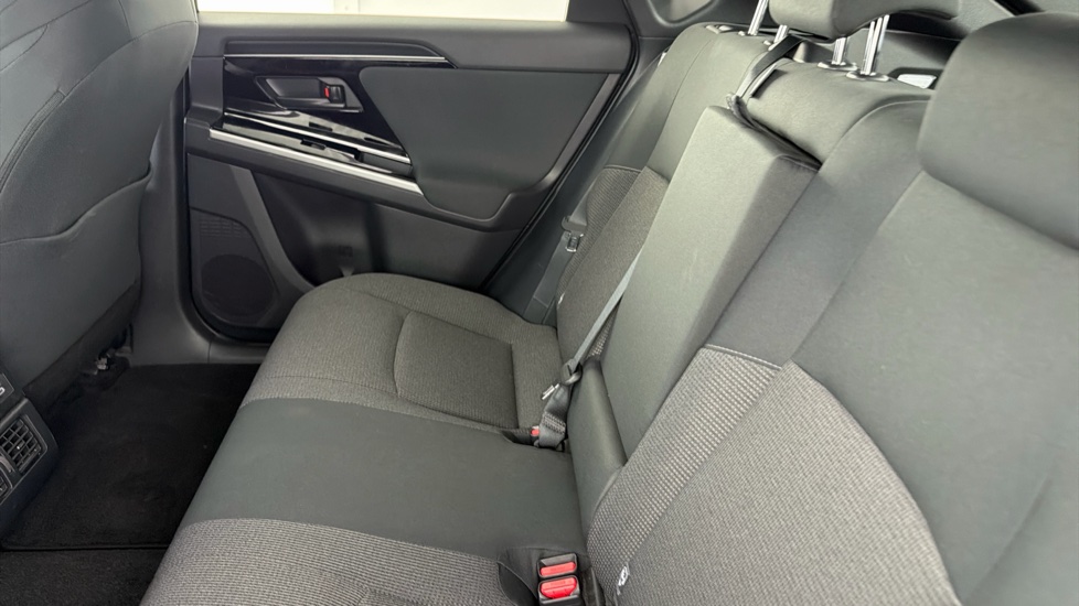 Toyota bZ4X 150kW Pure 71.4kWh 5dr Auto [11kW] Electric Hatchback - Image 15