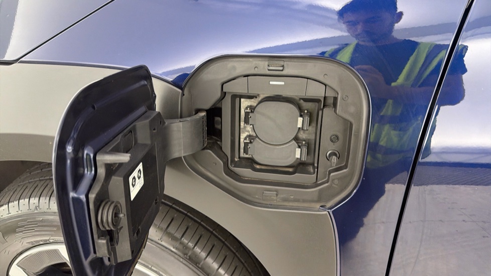 Toyota bZ4X 150kW Pure 71.4kWh 5dr Auto [11kW] Electric Hatchback - Image 23