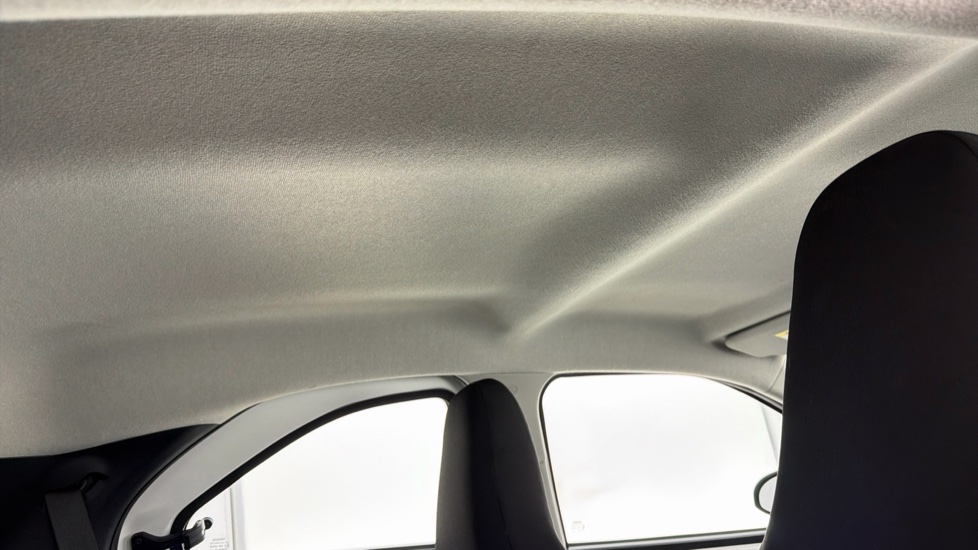 Toyota Aygo X 1.0 VVT-i Pure 5dr Petrol Hatchback - Image 19