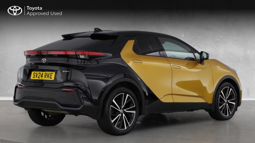 Toyota C-HR 2.0 Hybrid Premiere Edition 5dr CVT Hybrid Hatchback - Image 2