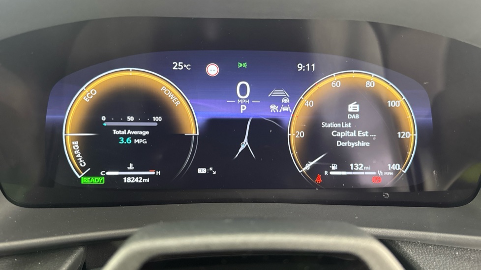 Toyota C-HR 2.0 Hybrid Premiere Edition 5dr CVT Hybrid Hatchback - Image 11
