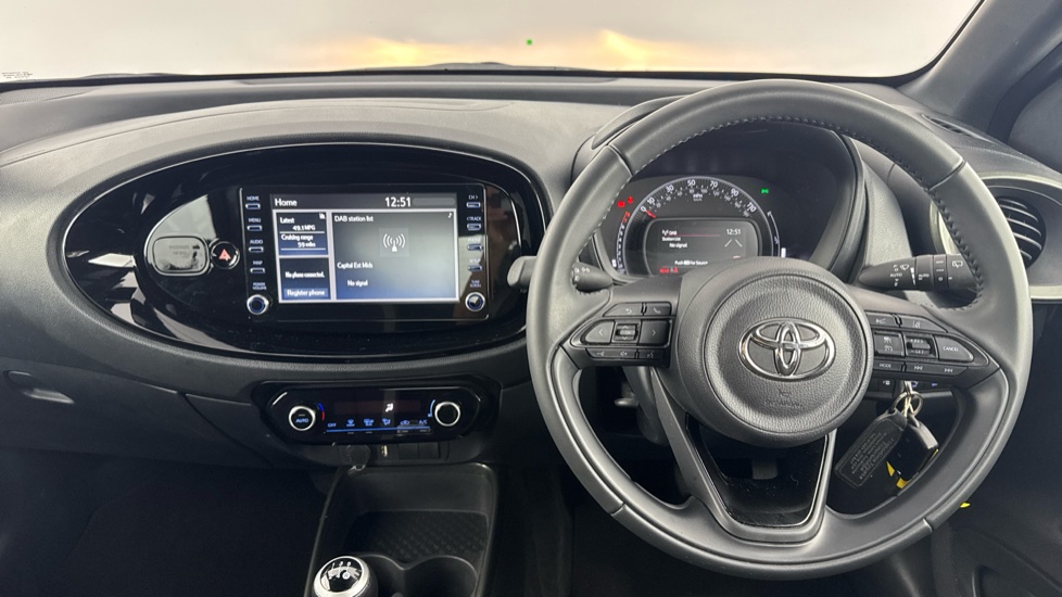 Toyota Aygo X 1.0 VVT-i Edge 5dr Petrol Hatchback - Image 7