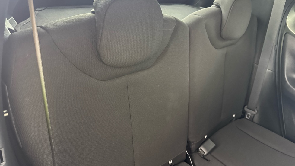 Toyota Aygo X 1.0 VVT-i Edge 5dr Petrol Hatchback - Image 18