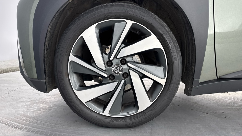 Toyota Aygo X 1.0 VVT-i Edge 5dr Petrol Hatchback - Image 25