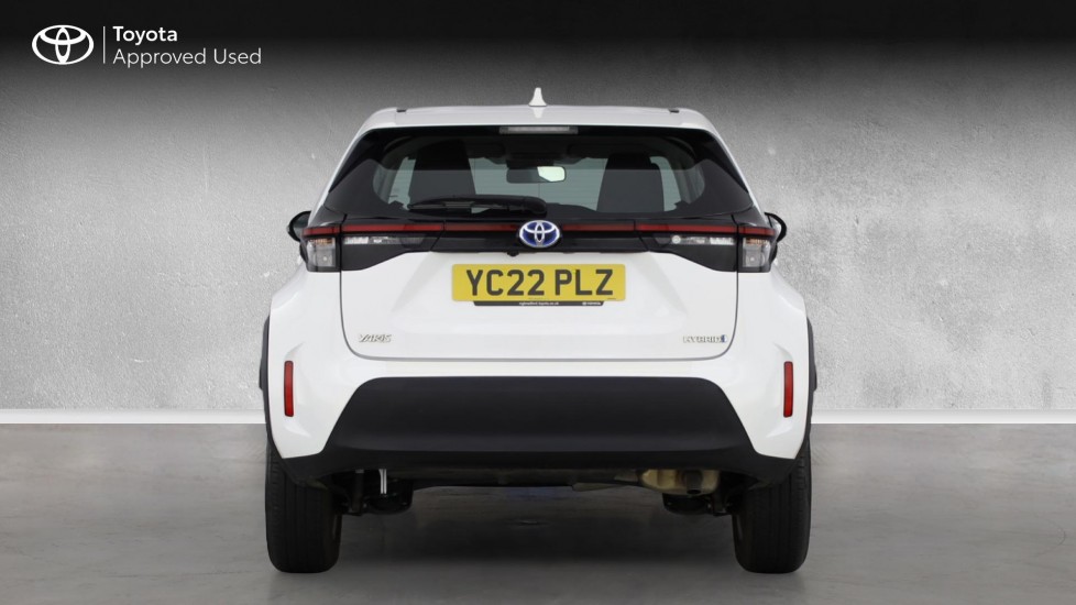Toyota Yaris Cross 1.5 Hybrid Icon 5dr CVT Hybrid Estate - Image 26