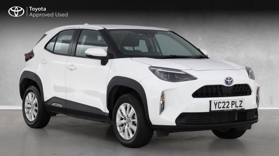 Toyota Yaris Cross 1.5 Hybrid Icon 5dr CVT Hybrid Estate - Image 1