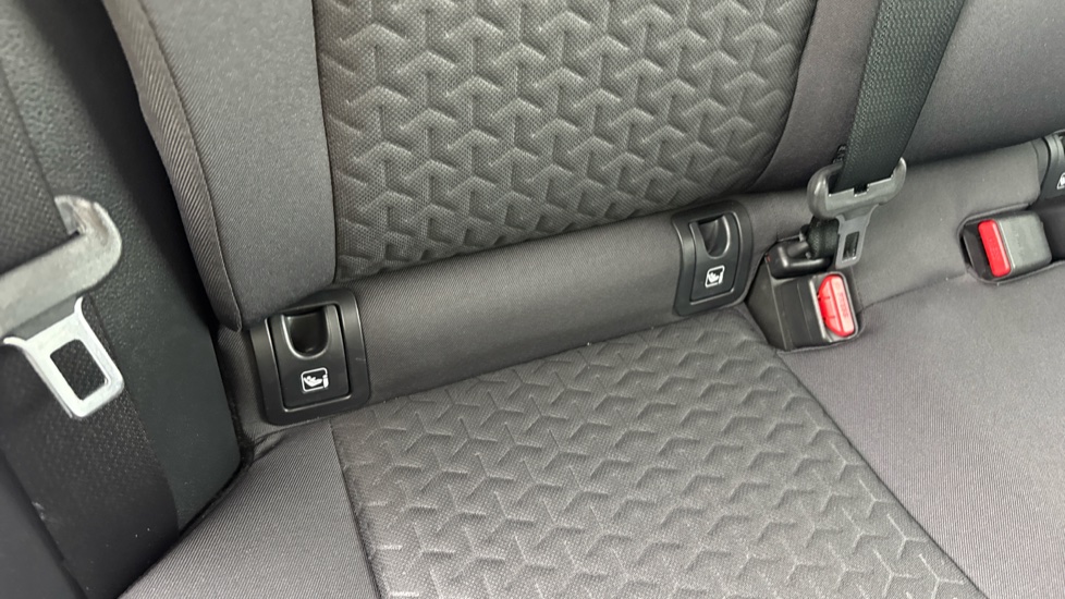 Toyota Yaris Cross 1.5 Hybrid Icon 5dr CVT Hybrid Estate - Image 14