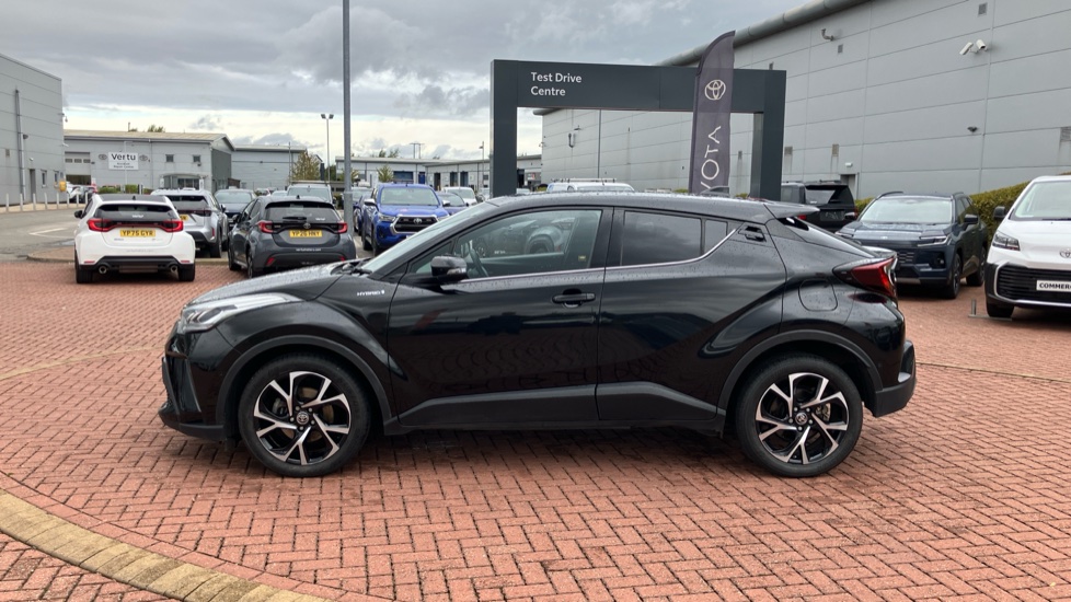 Toyota C-HR 2.0 Hybrid Design 5dr CVT Hybrid Hatchback - Image 24